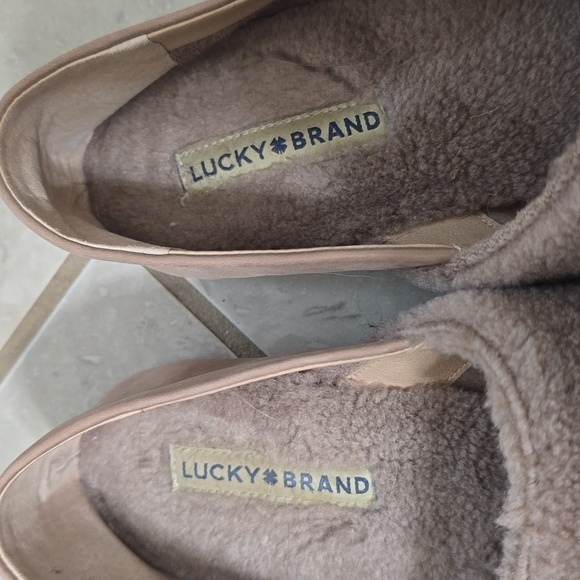 Lucky Brand fur slippers/shoes - Picture 3 of 3